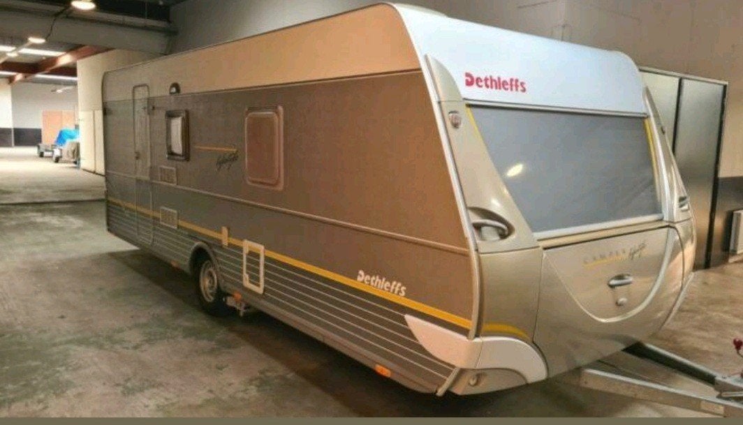 Dethleffs camper life style  mover/stapelbed, Rondzit, Frans bed, Gascomfoor, Particulier