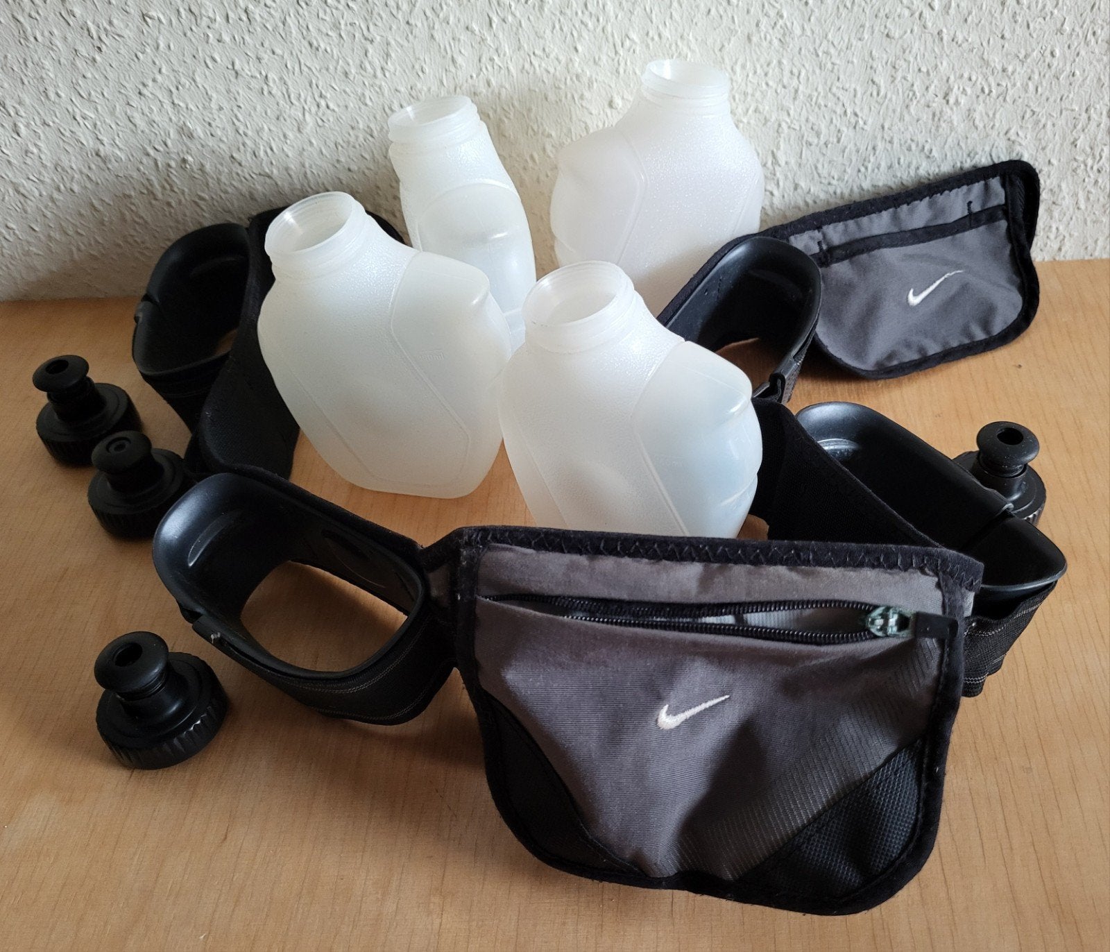 Hardloopriem voor 4 flesjes water, Sport en Fitness, Gebruikt, Nike, Overige typen, Ophalen of Verzenden