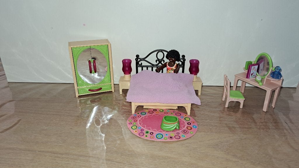 playmobil Slaapkamer met kaptafel 5309 aangeboden, Ophalen, Zo goed als nieuw, Complete set