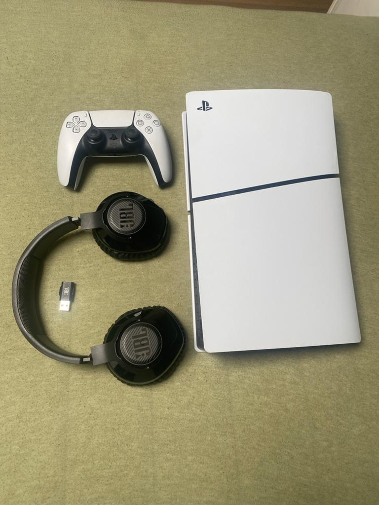 PS5 Digital Edition + JBL Quantum Headset - Z.G.A.N., Spelcomputers en Games, Spelcomputers | Sony PlayStation 5, Ophalen of Verzenden