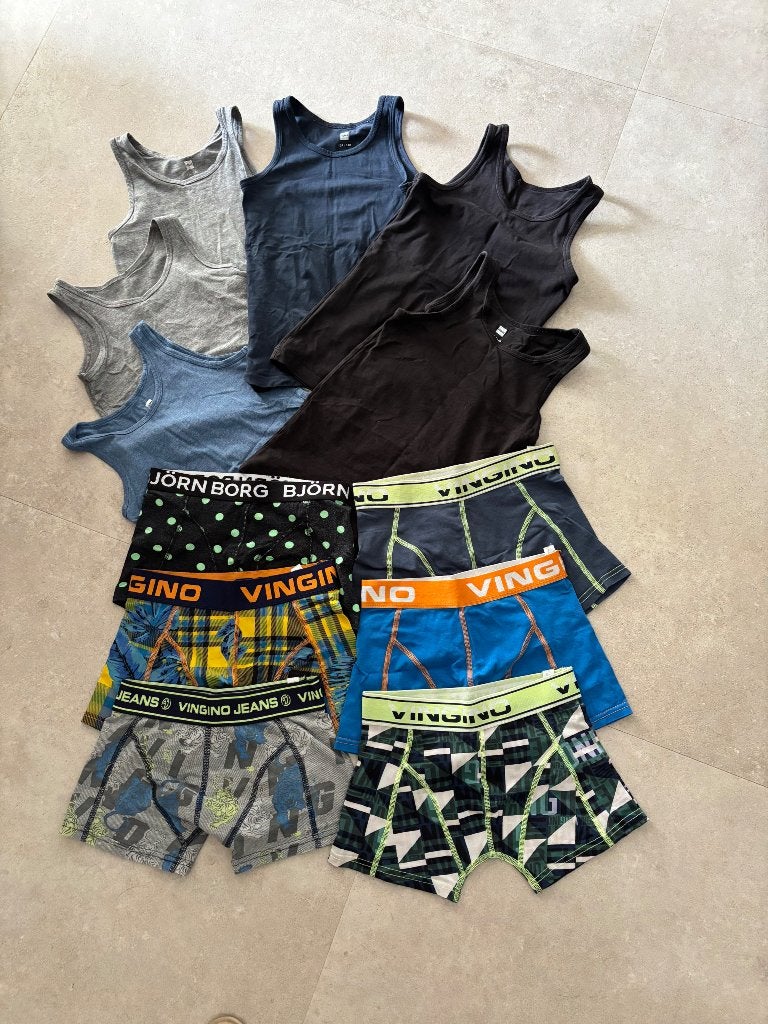 Vingino boxershorts 140-152 en HEMA singlets maat 134-140, Nacht- of Onderkleding, Gebruikt, Ophalen of Verzenden, Vingino