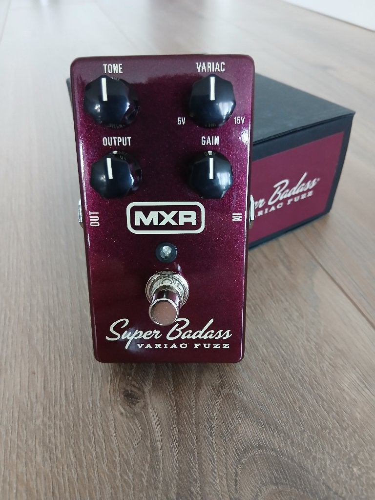 MXR M 236 Super Badass Variac Fuzz, Muziek en Instrumenten, Ophalen of Verzenden, Zo goed als nieuw, Distortion, Overdrive of Fuzz