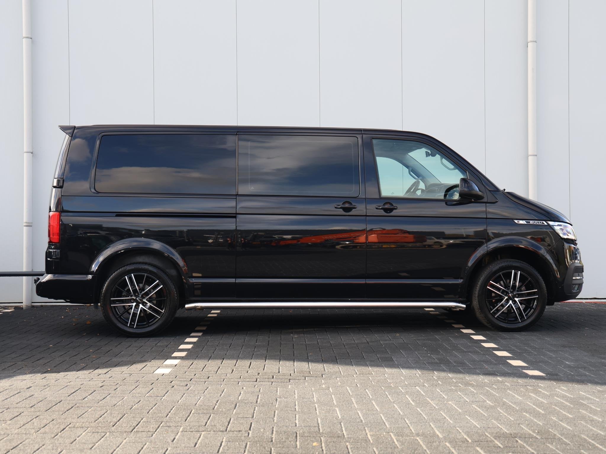 Volkswagen Transporter 2.0 TDI 150PK L2 DSG Bulli | Navigati, Auto's, Stof, Gebruikt, 4 cilinders, 150 pk