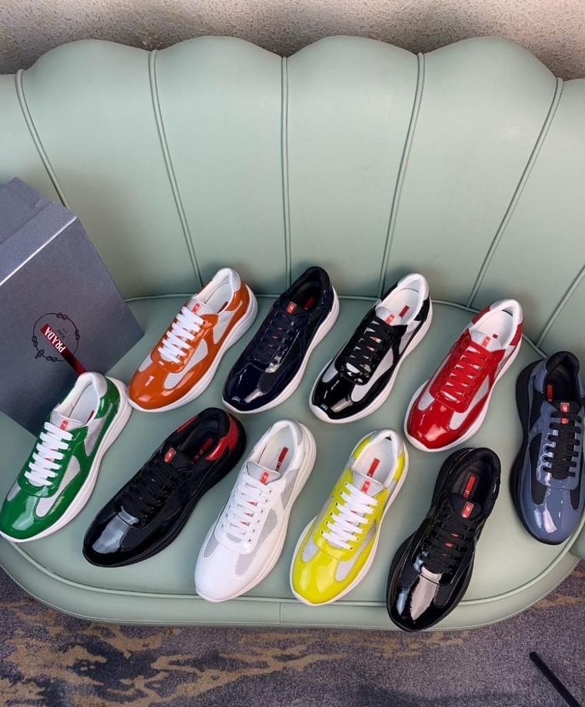 Prada Sneakers in Diverse Kleuren - Nieuw in Doos, Ophalen, Zo goed als nieuw