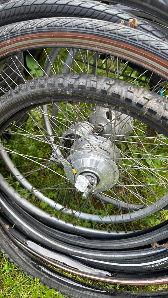 Voorwielmotor giant, Fietsen en Brommers, Fietsonderdelen, Ophalen of Verzenden, Gebruikt