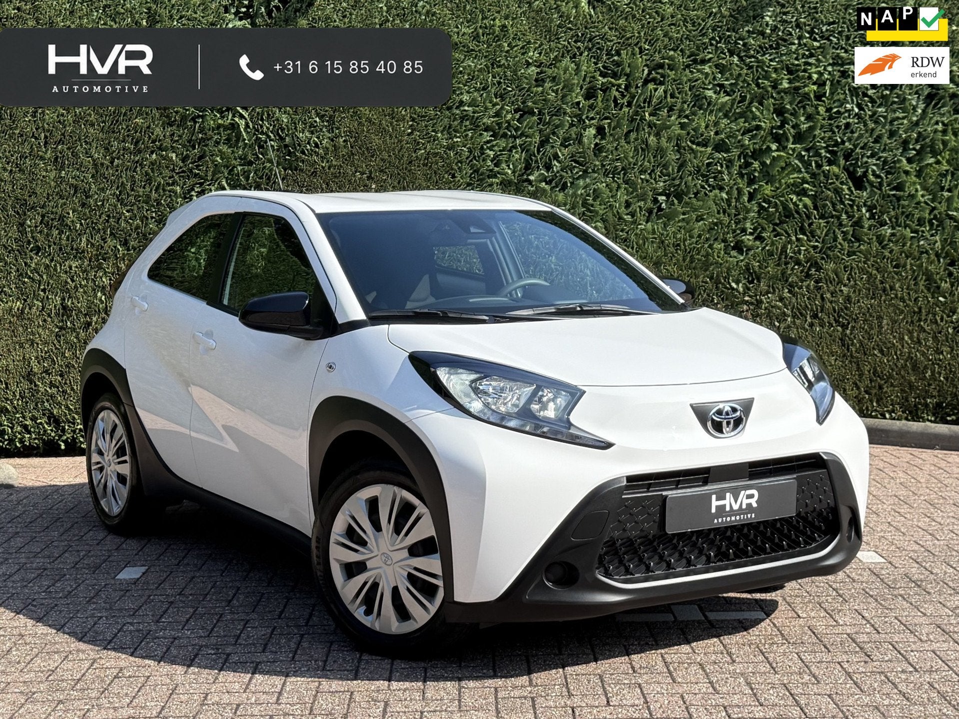 Toyota Aygo X 1.0 VVT-i MT Play | Carplay | Camera | Fabriek, Stof, Gebruikt, 920 kg, 4 stoelen
