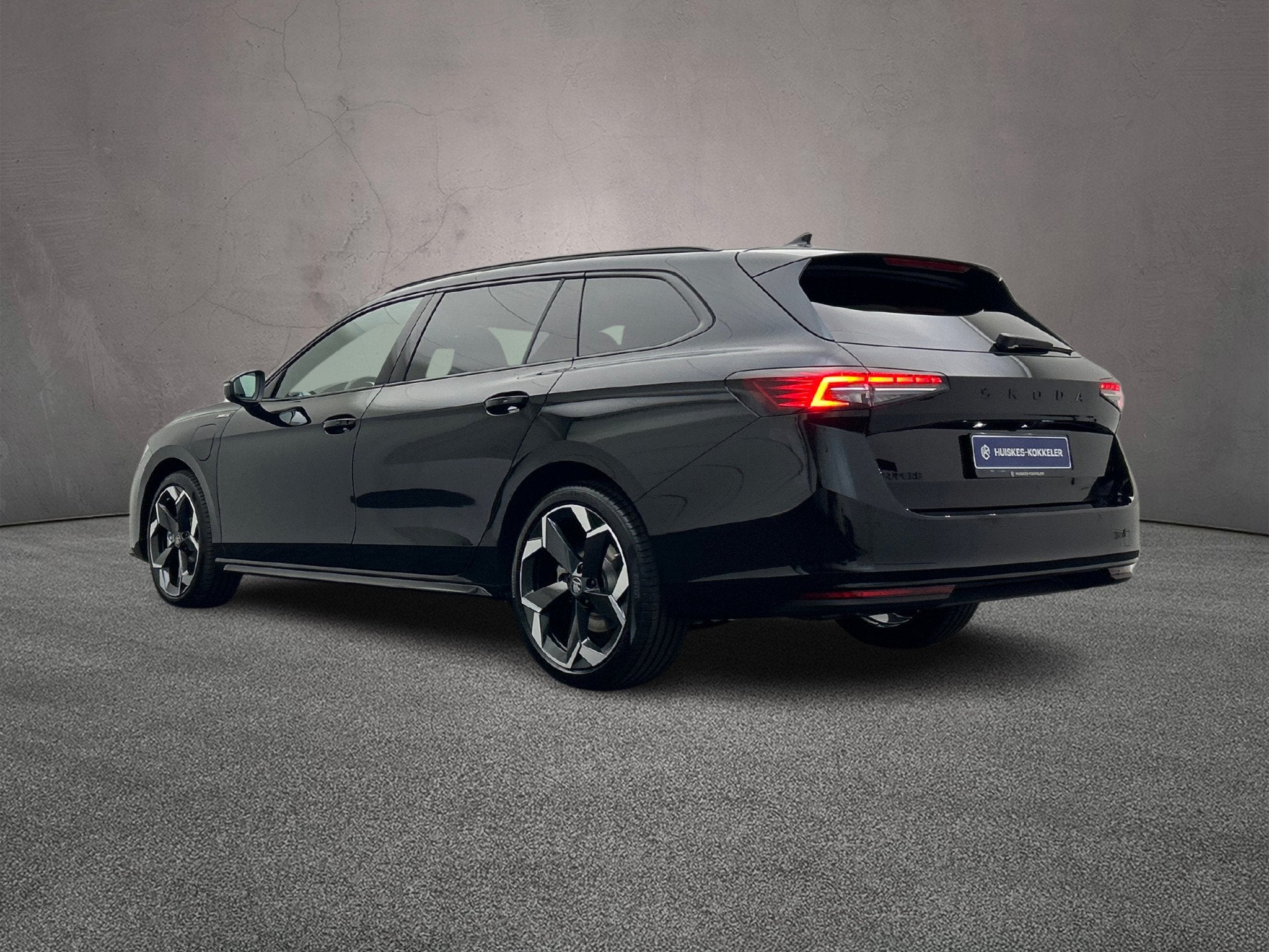 Skoda Superb Combi, Auto's, Euro 6, 4 cilinders, 250 km/l, 135 min