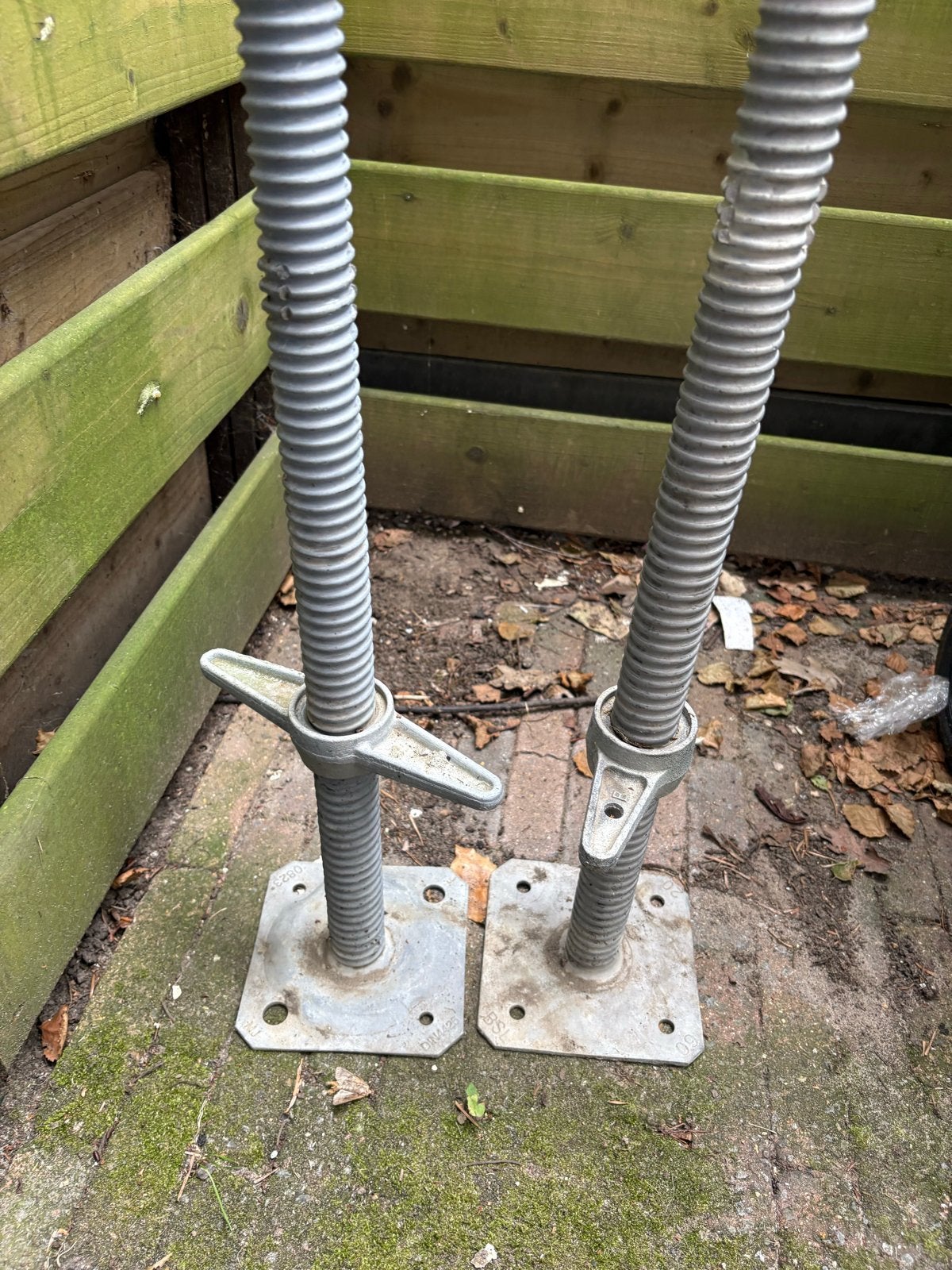 Stelpoten voor steiger of bouwconstructie (2 stuks), Doe-het-zelf en Verbouw, Ophalen, Gebruikt, Overige typen, Minder dan 2 meter