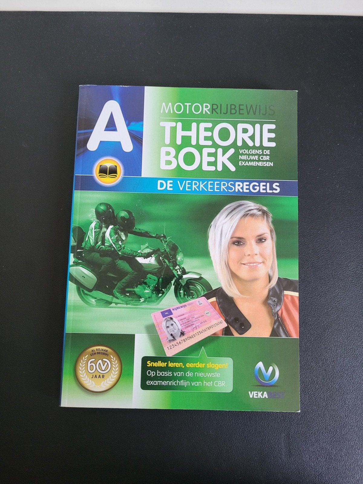 Motorrijbewijs Theorieboek A - De Verkeersregels, Boeken, Ophalen, Zo goed als nieuw, Overige niveaus, VEKA