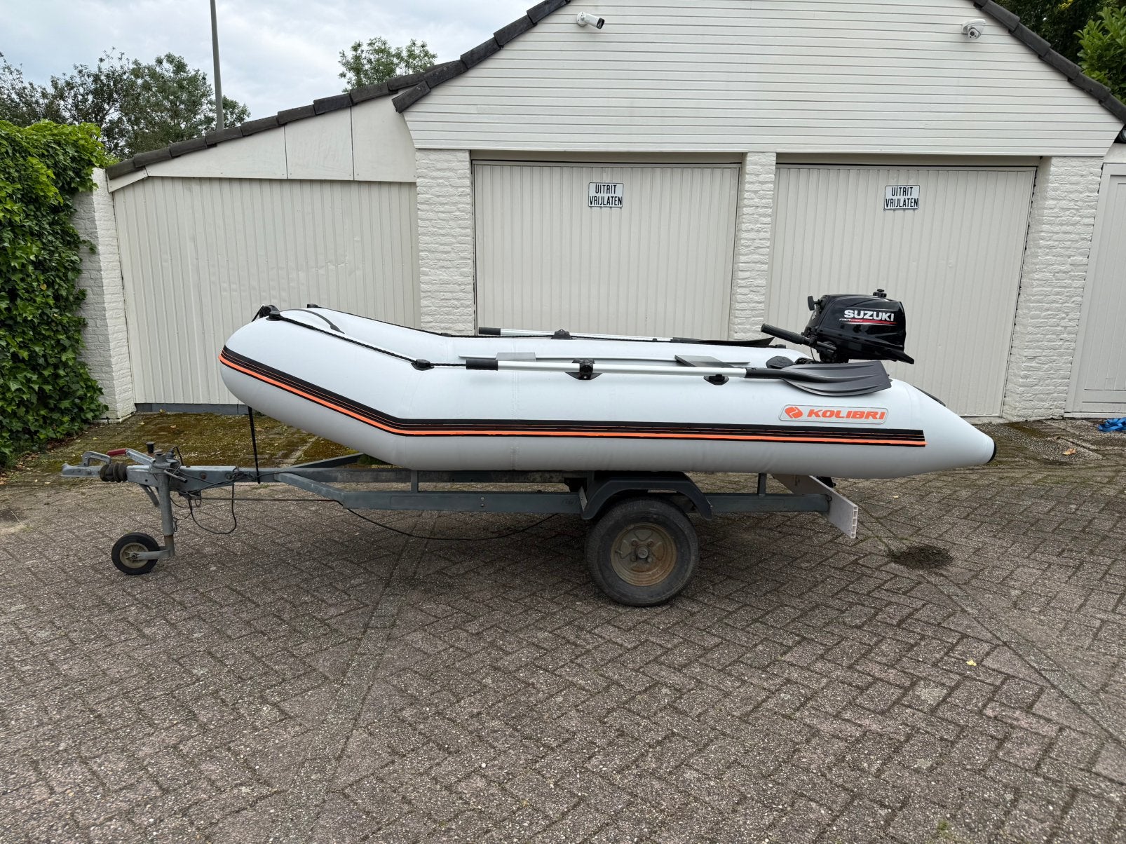Kollibri rubberboot 330, 6pk 4tak, trailer geremd, Ophalen, Kolibri, Hout, Nieuw