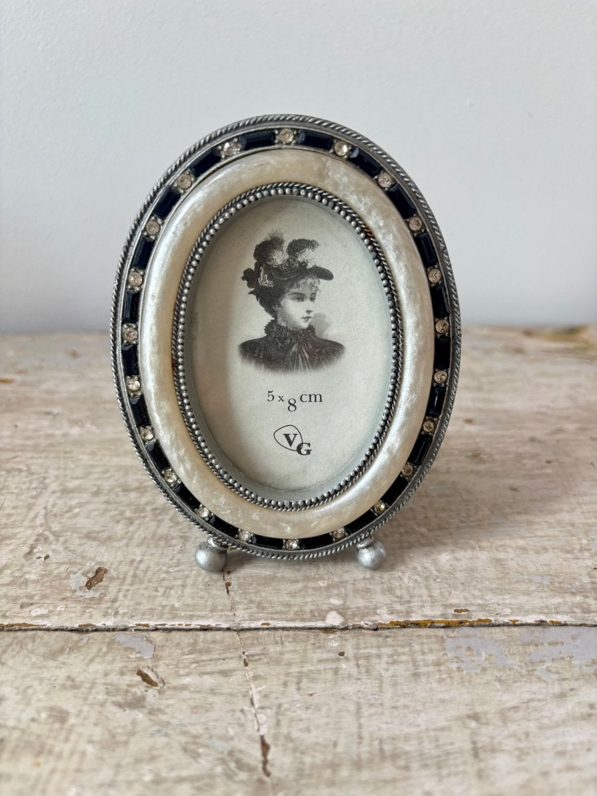 Oval Vintage Fotolijstje Victoriaanse stijl, England, Audio, Tv en Foto, Fotografie | Fotolijsten, Met glas, Metaal, Ophalen of Verzenden