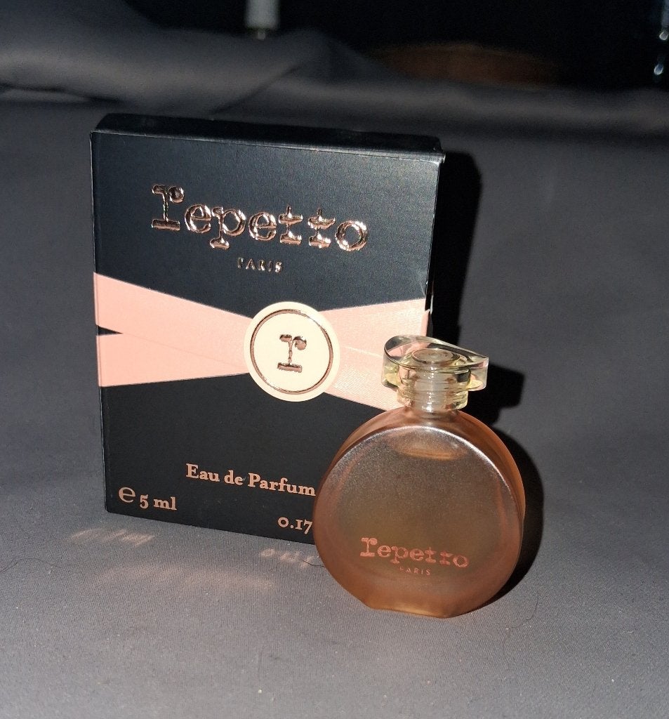 Parfum miniatuur -  repetto + doosje, Verzamelen, Parfumverzamelingen, Ophalen of Verzenden, Zo goed als nieuw, Miniatuur, Gevuld