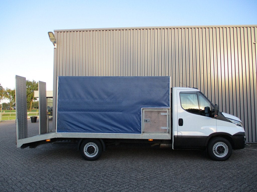 Iveco Daily 35S14 Oprijwagen Laadbak Airco, Automatische klimaatregeling, Gebruikt, Iveco, Wit