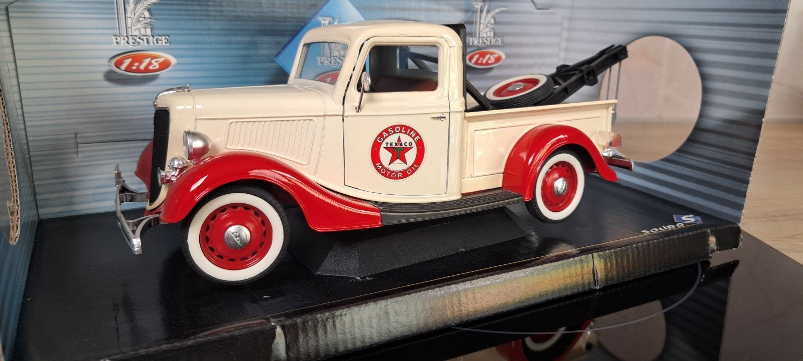 Schitterende Ford V8 Pick-up 1934 schaalmodel 1:18, Hobby en Vrije tijd, Ophalen of Verzenden, Zo goed als nieuw, Auto, Overige merken