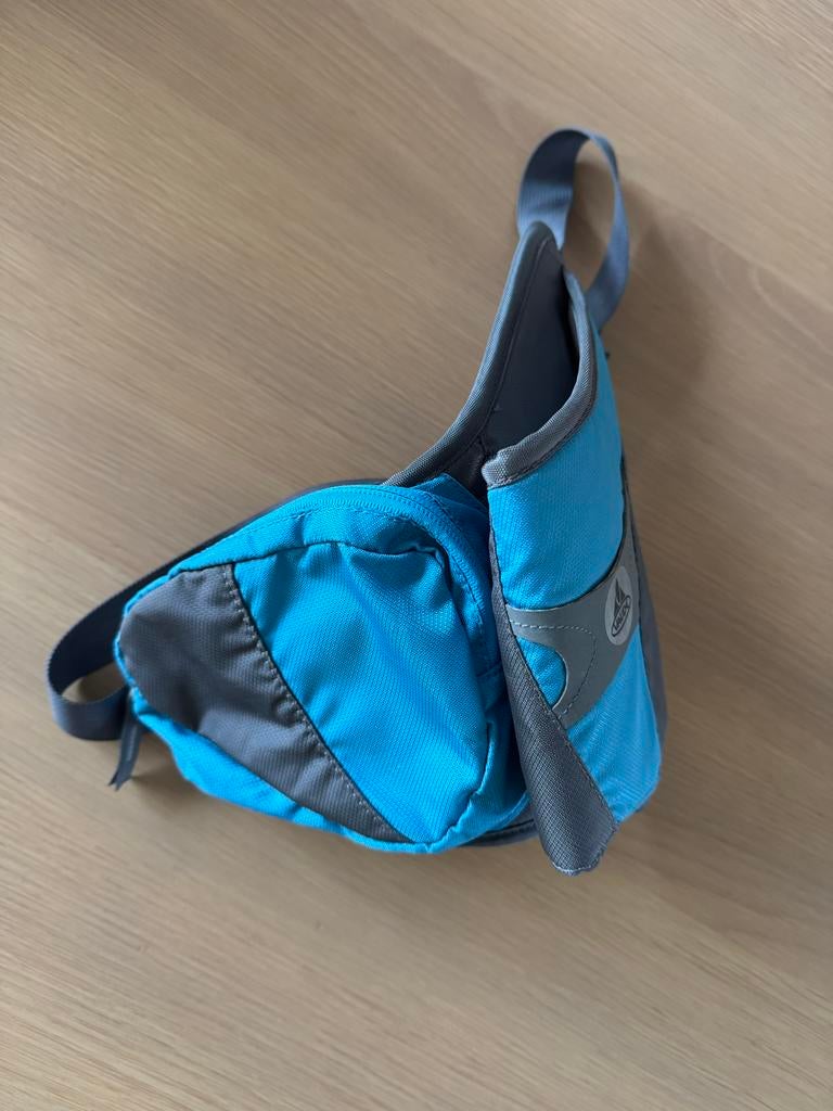 Blauwe & rode heuptas / fanny pack - Vaude - wandelen, Overige merken, Gebruikt, Minder dan 30 cm, 25 tot 40 cm