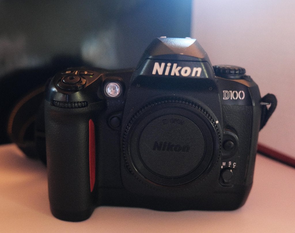 Nikon D100 met toebehoren, Ophalen of Verzenden, Gebruikt