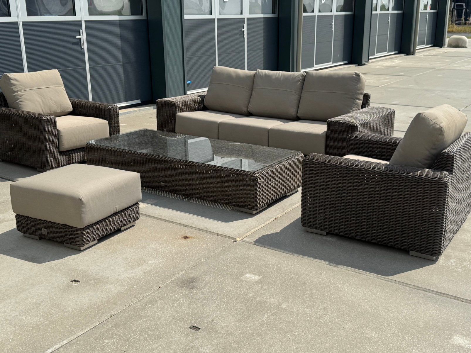 4 Seasons Kingston, Ophalen, Zo goed als nieuw, Wicker, Bank