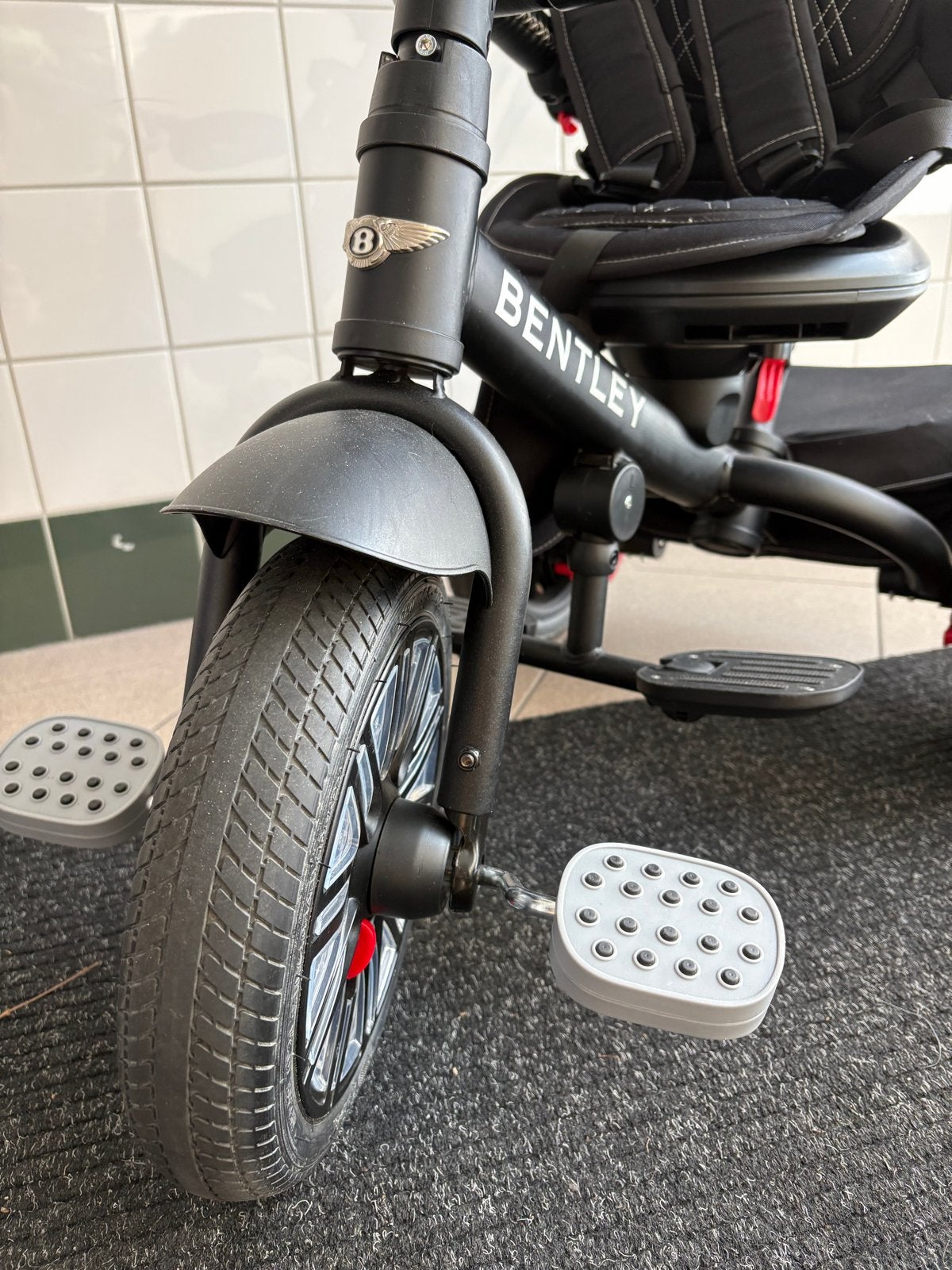 Bentley Driewieler - Zo goed als nieuw, Ophalen, Zo goed als nieuw, Duwstang
