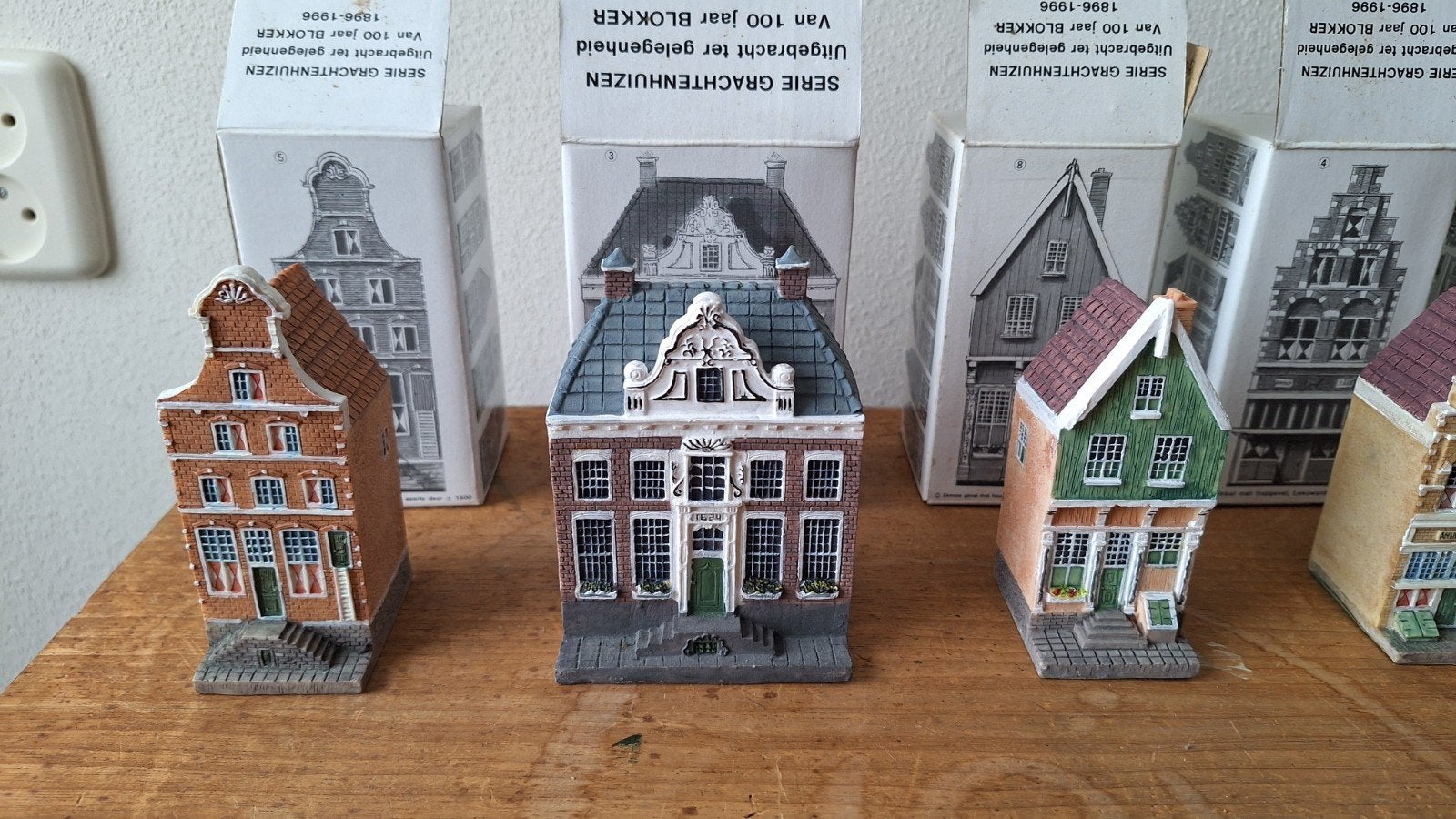 serie grachtenhuizen Blokker, Ophalen