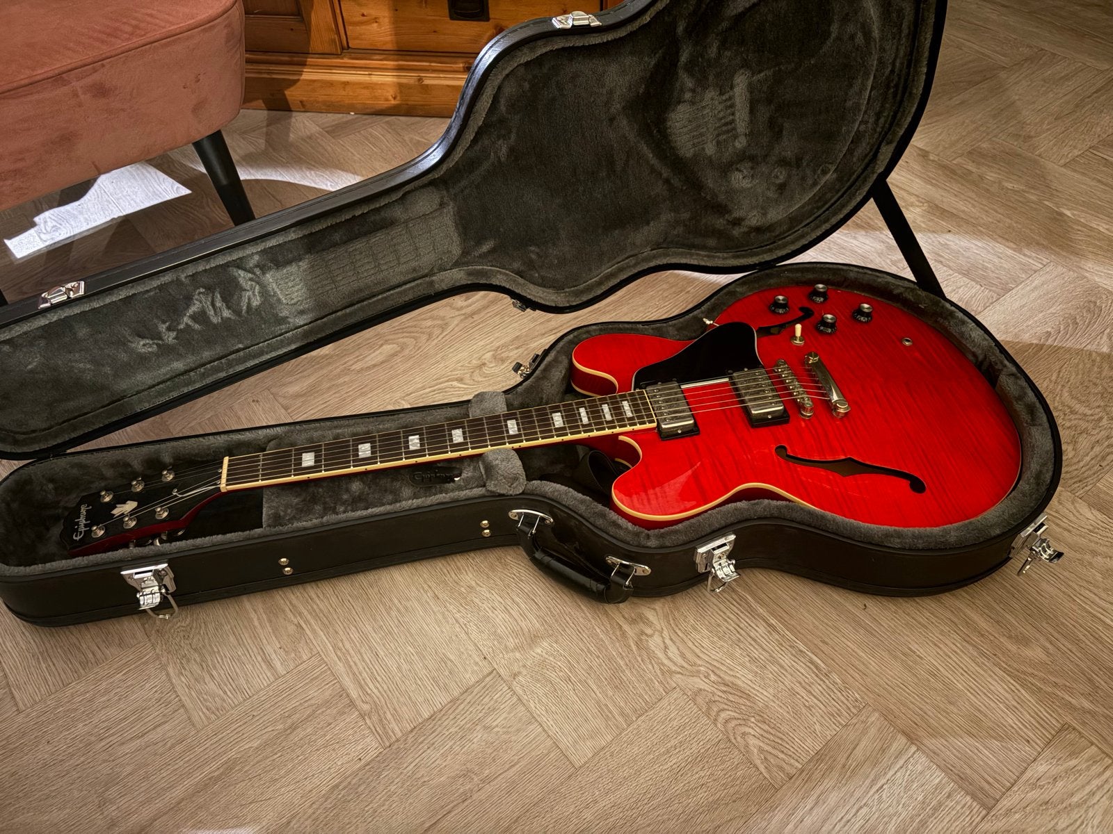 Epiphone ES-335 Marty Schwartz signature gitaar, Muziek en Instrumenten, Ophalen, Zo goed als nieuw, Semi-solid body, Epiphone