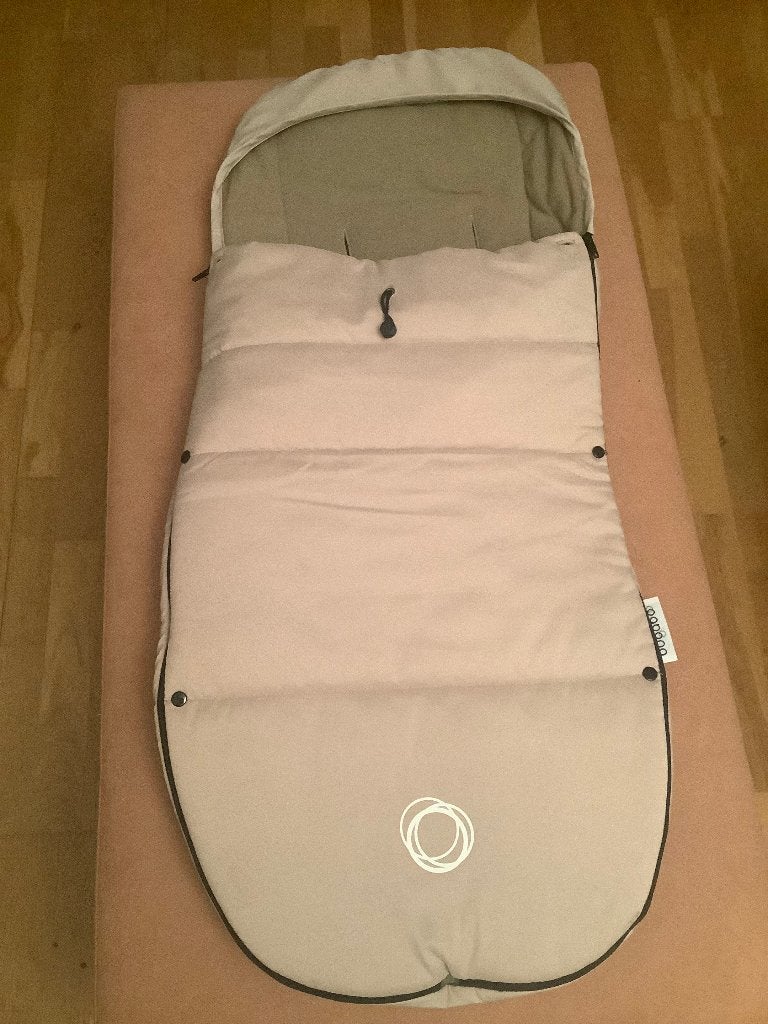Bugaboo voetenzak buggy kinderwagen kleur zand, Ophalen, Zo goed als nieuw, Voetenzak