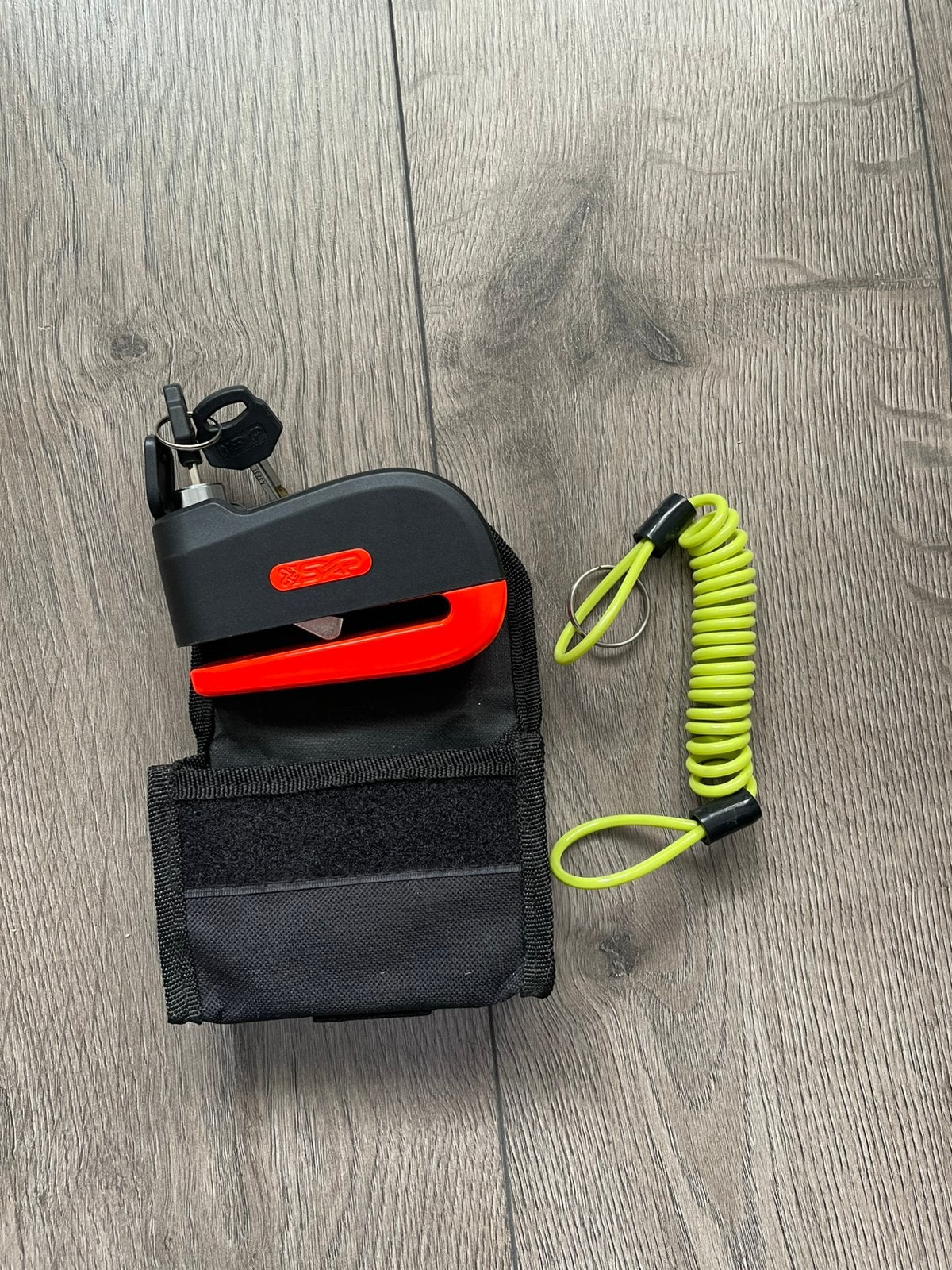 SXP alarm schijfremslot 110dB met tasje en twee sleutels, Ophalen of Verzenden, Nieuw