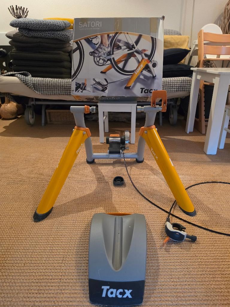 Tacx Flow Fietstrainer, Sport en Fitness, Ophalen, Gebruikt, Overige typen