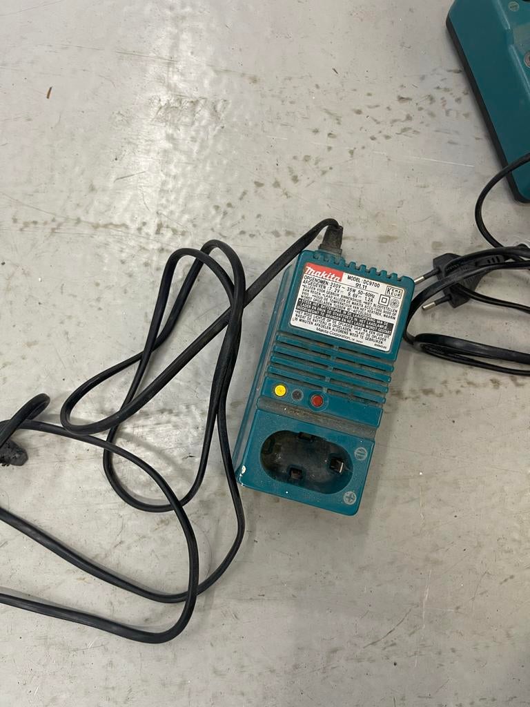 Makita DC9700 Acculader voor 7.2V - 9.6V accu's, Ophalen of Verzenden, Zo goed als nieuw, Minder dan 400 watt, Overige typen