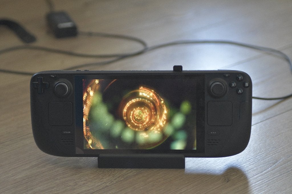 steam deck lcd 265 gb met orignele dock, Overige genres, 1 speler, Ophalen of Verzenden, Zo goed als nieuw