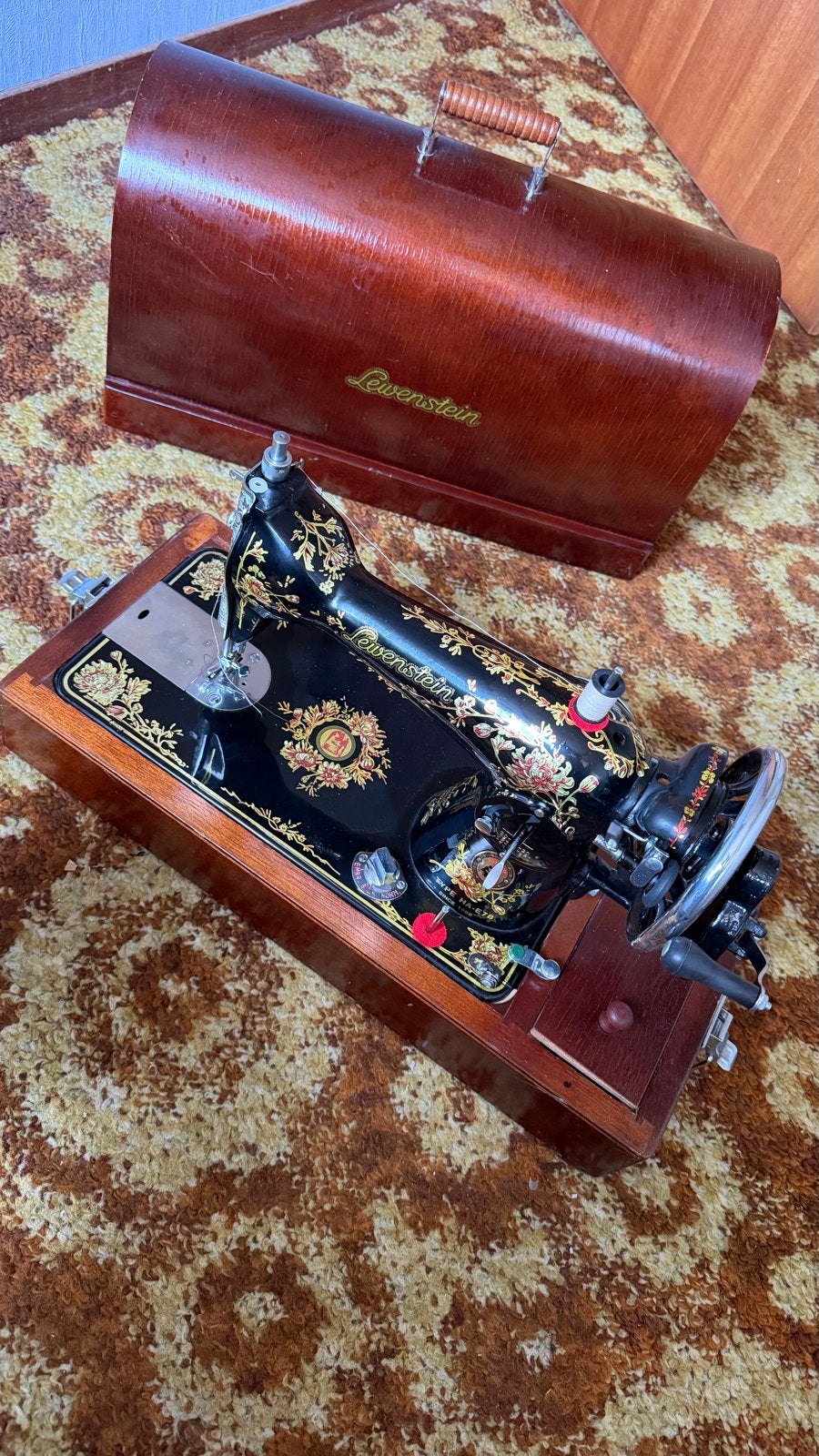 Lewenstein HA-E78 Naaimachine - Vintage Model met Houten Kap, Hobby en Vrije tijd, Ophalen, Gebruikt, Naaimachine, Lewenstein
