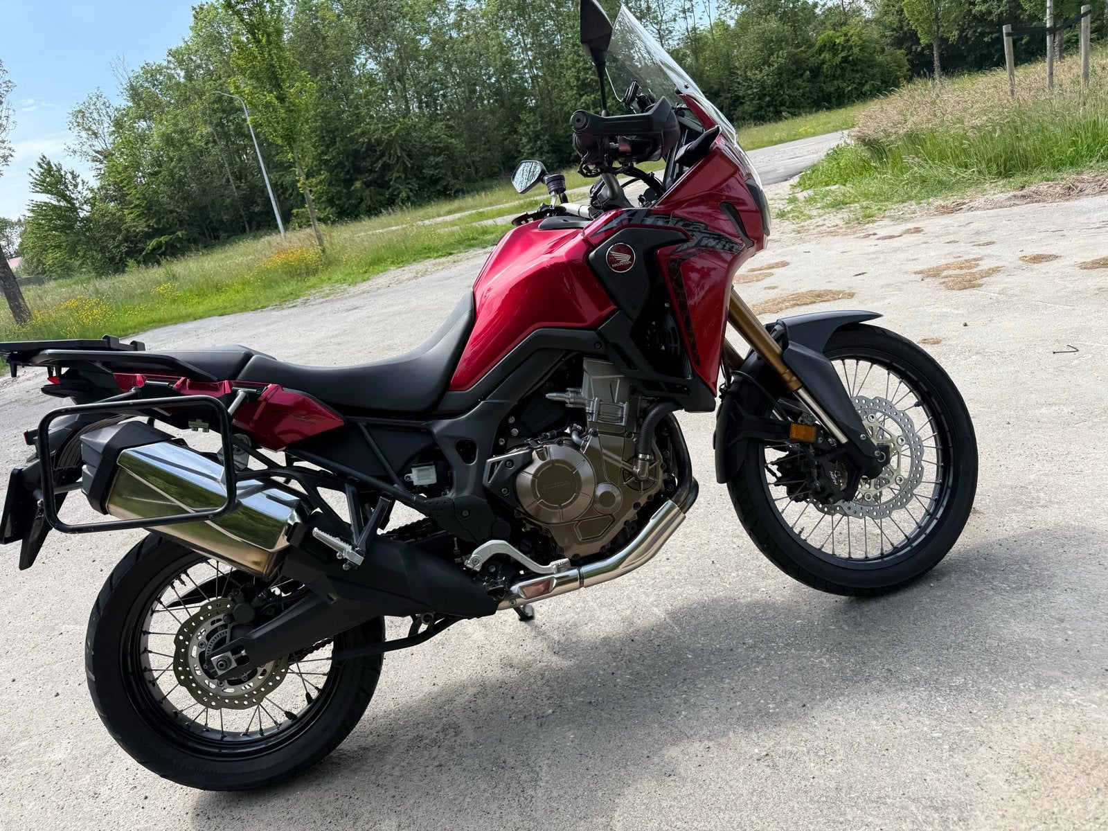 Honda CRF 1000 L Africa Twin Compleet, blipper/quickshifter, Motoren, 2 cilinders, Motorrijbewijs A, Gebruikt, Particulier