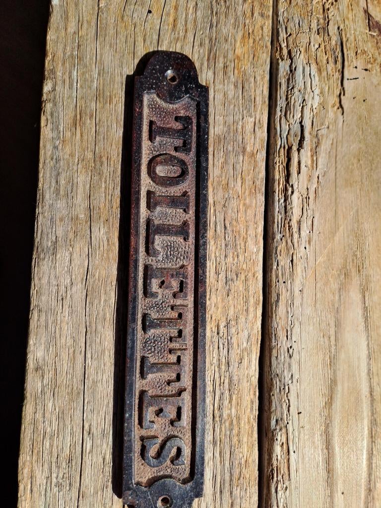 Metalen Franstalig Toilet Bordje - Vintage Stijl, Vintage, Ophalen of Verzenden, Metaal, Gebruikt