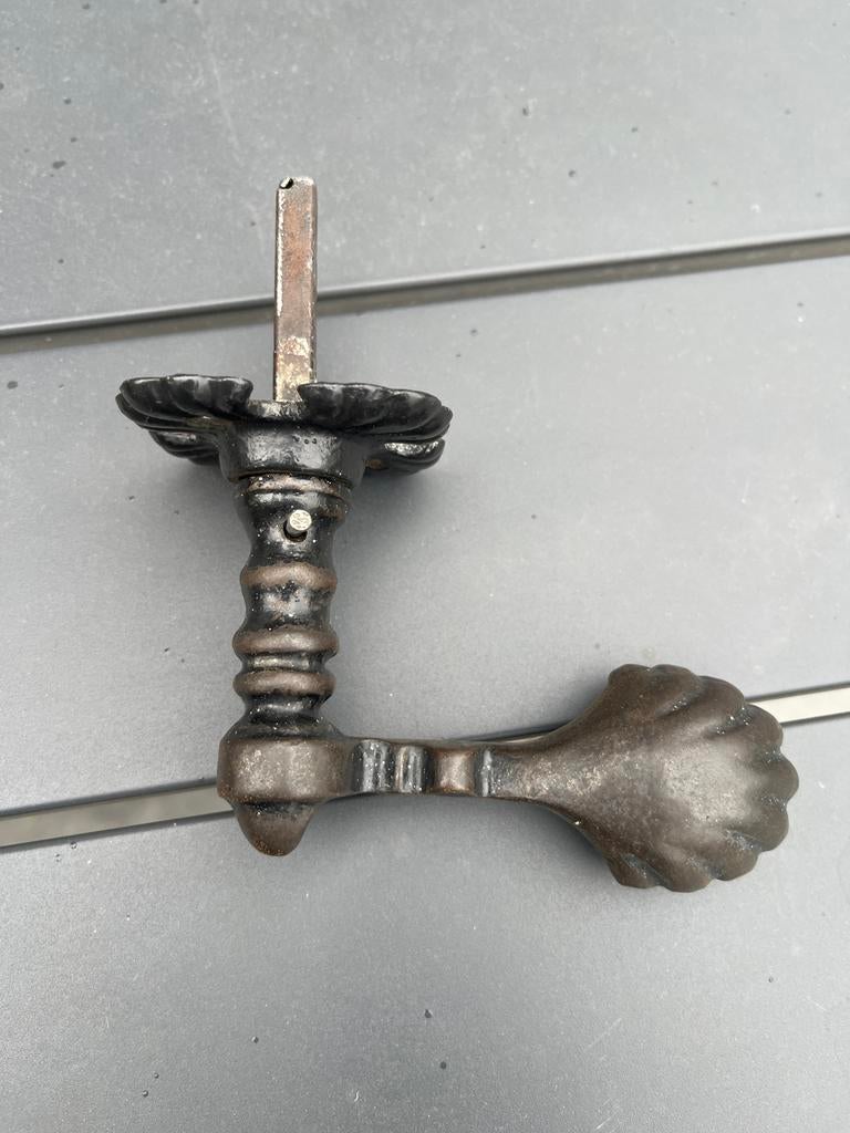 Antieke deurklink - gietijzeren klink met rozet, Ophalen of Verzenden