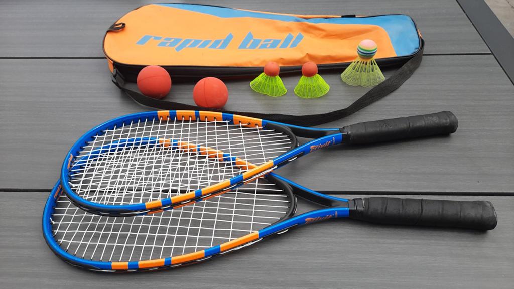 Complete Badminton Set - Ideaal voor Recreatief Gebruik, Sport en Fitness, Badminton, Ophalen of Verzenden, Zo goed als nieuw
