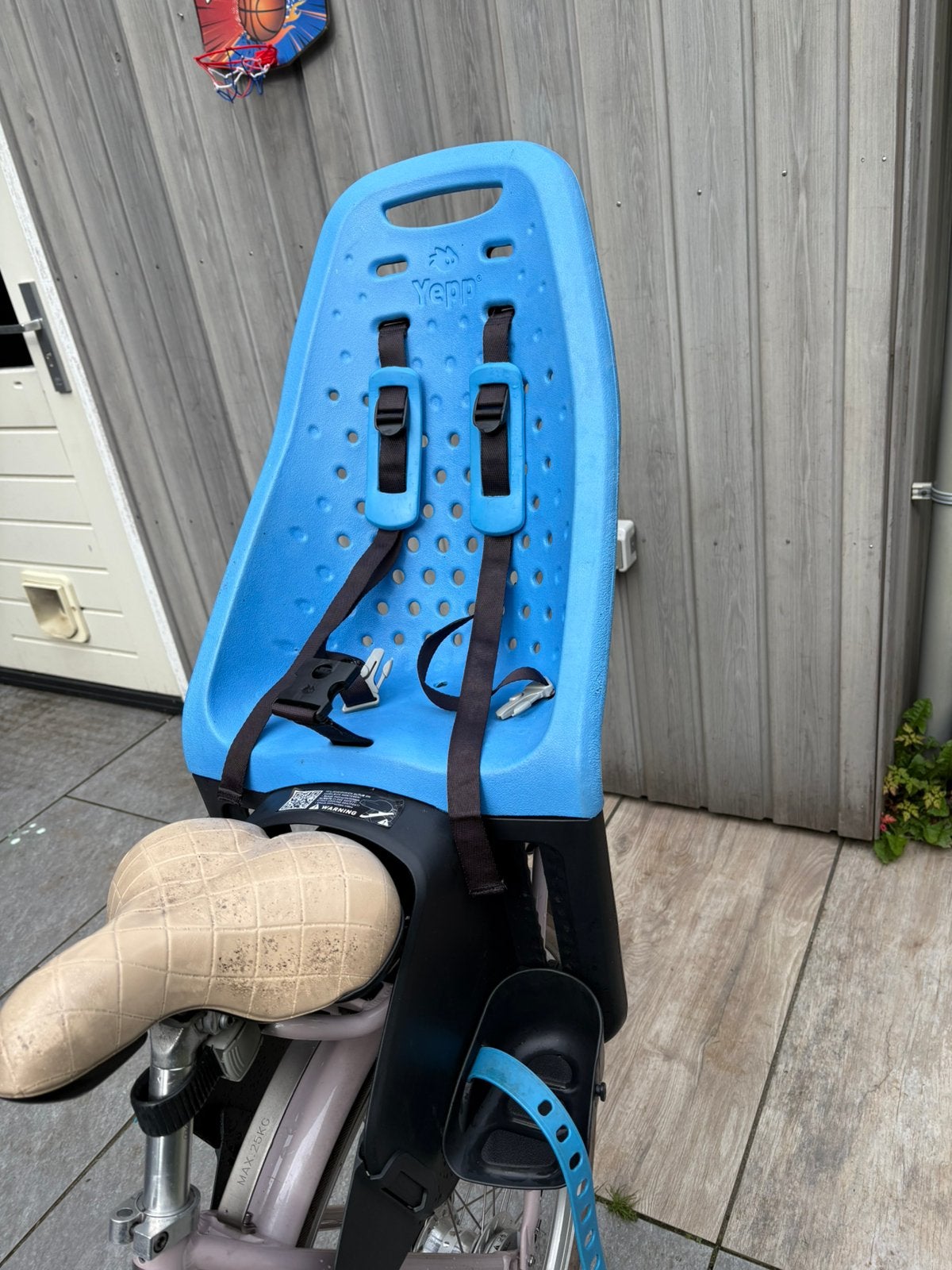 Thule Yepp Maxi Easyfit achterzitje (2 stuk + adapter), Fietsen en Brommers, Fietsaccessoires | Fietsstoeltjes, Ophalen, Achterzitje