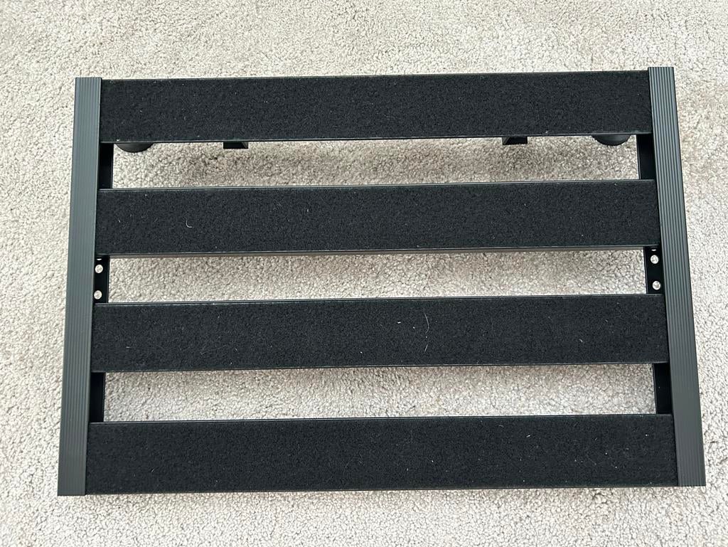 Harley Benton Spaceship 40 Pedalboard, Muziek en Instrumenten, Effecten, Ophalen of Verzenden, Nieuw, Overige typen