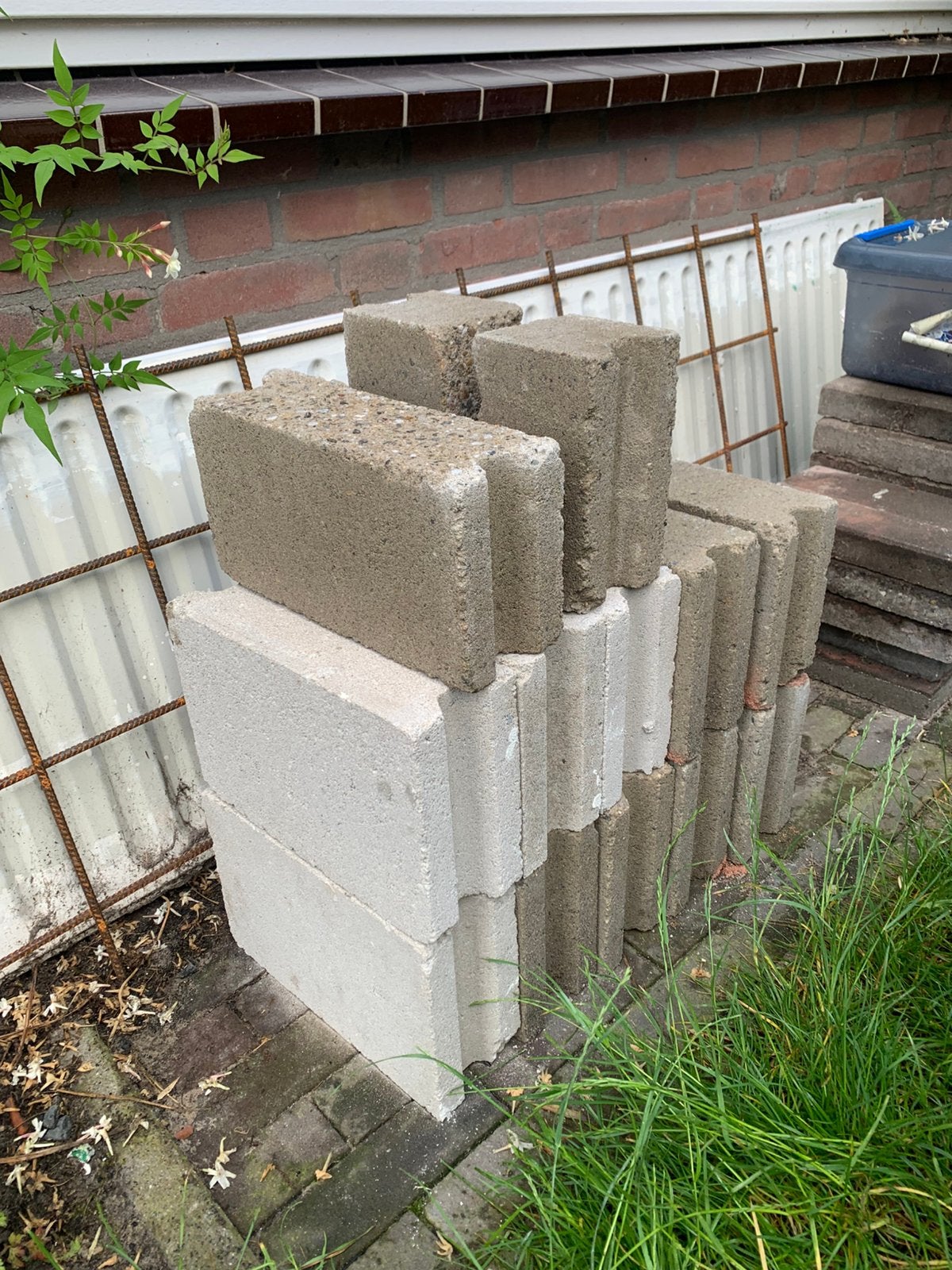 Betonblokken, Ophalen, Zo goed als nieuw, Bakstenen