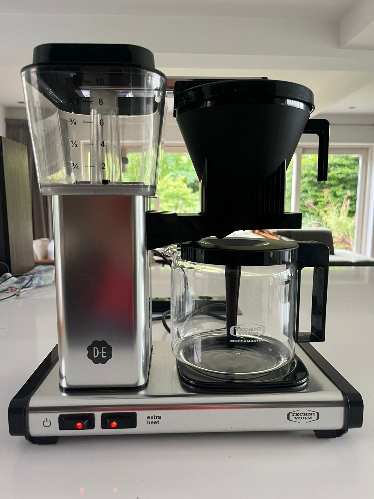 Douwe Egberts Moccamaster Techniform koffiezetapparaat, Ophalen of Verzenden, Zo goed als nieuw, Koffiemachine