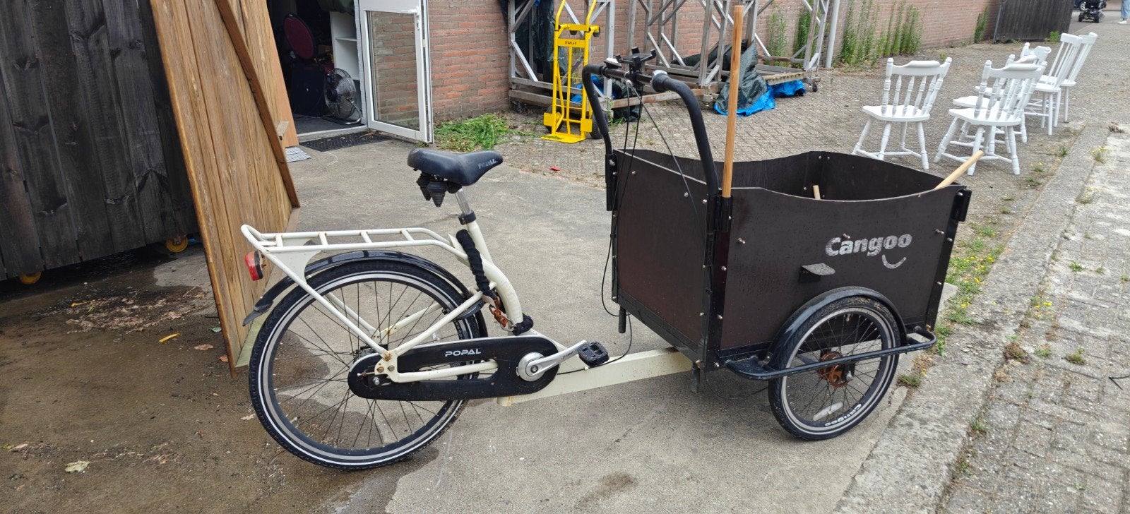 Gebruikte Cangoo bakfiets voor 4 kinderen, 4 kinderen of meer, Gebruikt, Huif, Ophalen