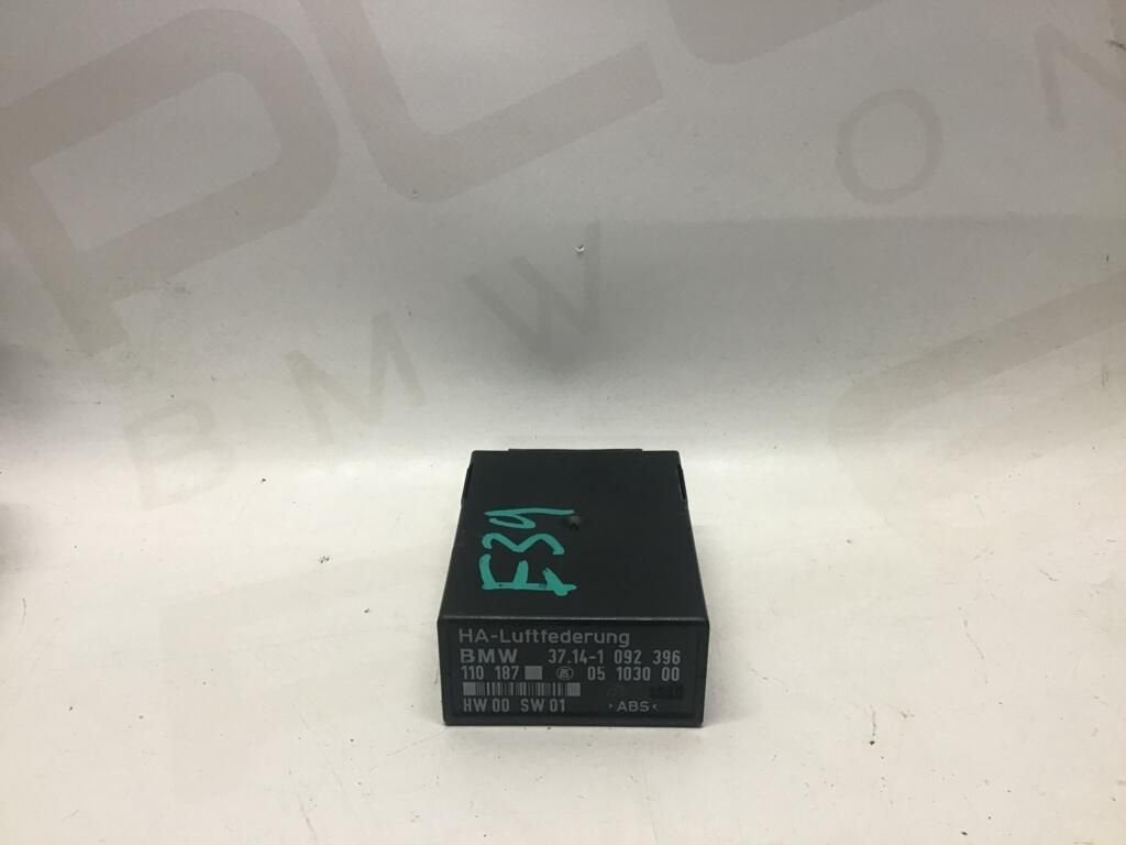 Luchtveringmodule BMW E39 37141092396, Gebruikt, -, -, Ophalen of Verzenden