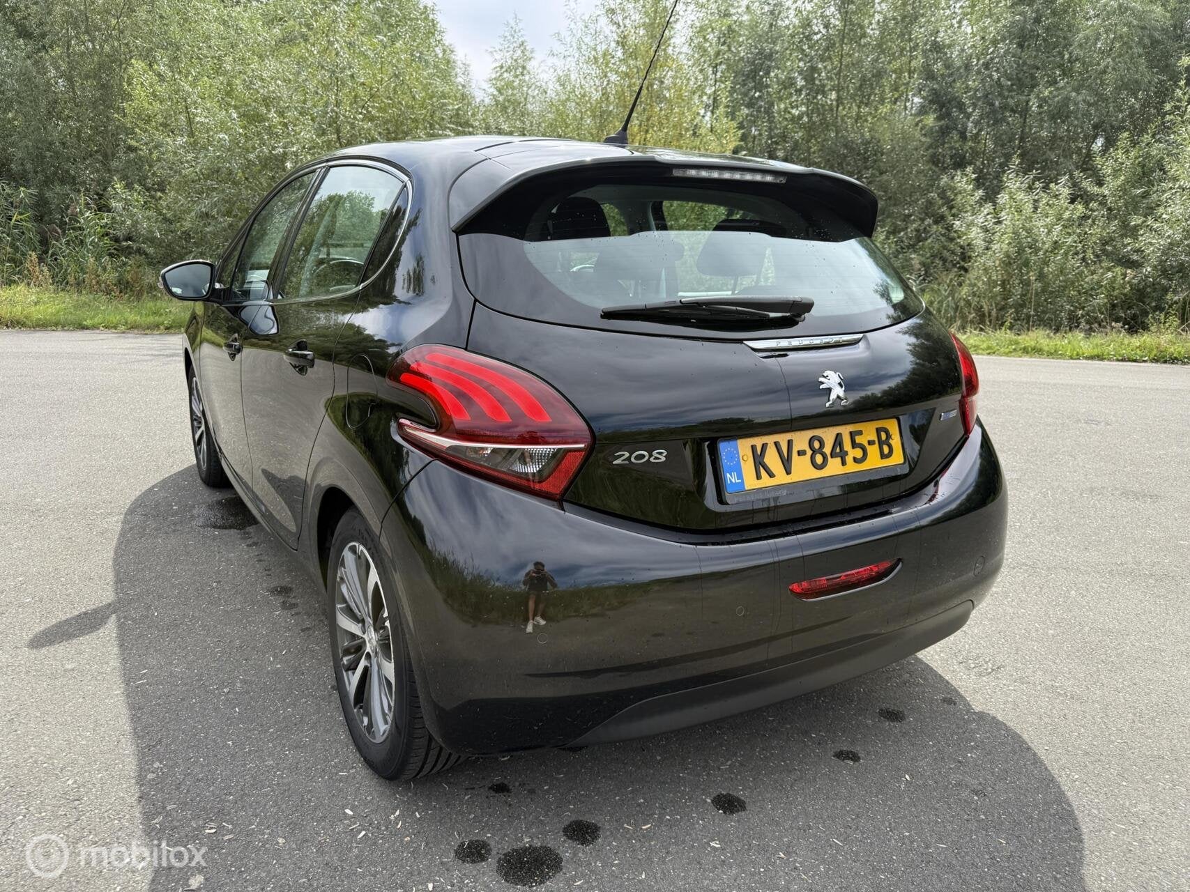 Peugeot 208 1.2 Allure | DB Riem VV. | Dealer Ondh. | Luxe!, Voorwielaandrijving, Dealer onderhouden, Gebruikt, 1199 cc