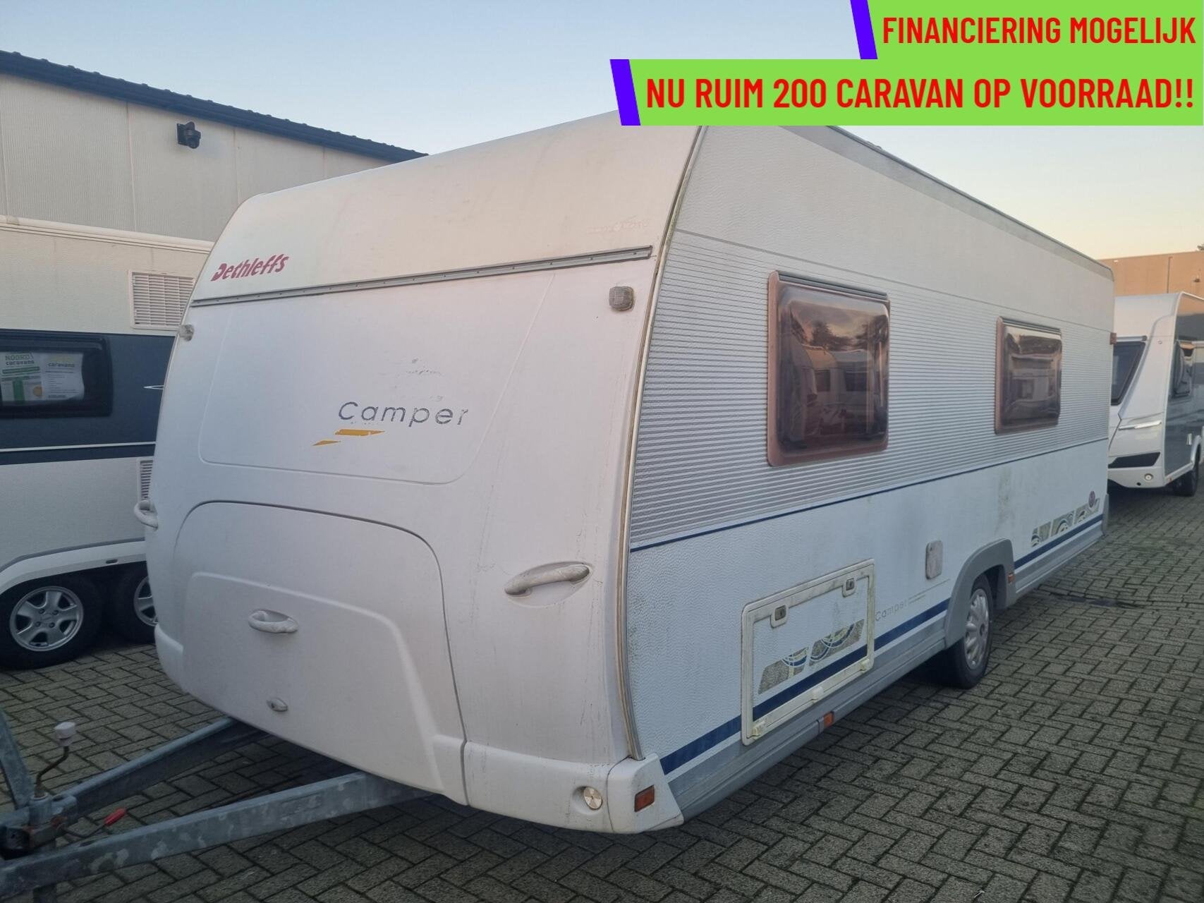 DETHLEFFS CAMPER 560 SK VOORTENT + 250 CM + FRANSBED+RONDZIT, Hordeur, Rondzit, 7 tot 8 meter, Bedrijf