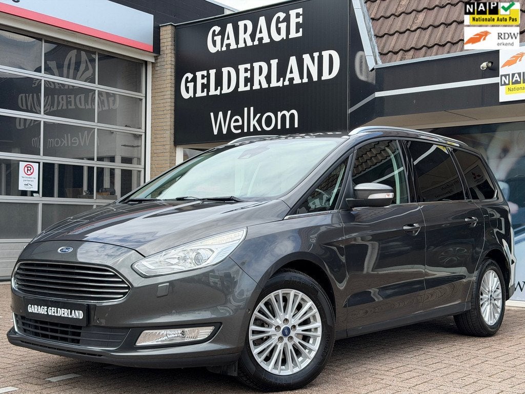 Ford Galaxy 1.5 Titanium | Navi | Camera | Cruise | Climate, Voorwielaandrijving, Zwart, 4 cilinders, Parkeersensor
