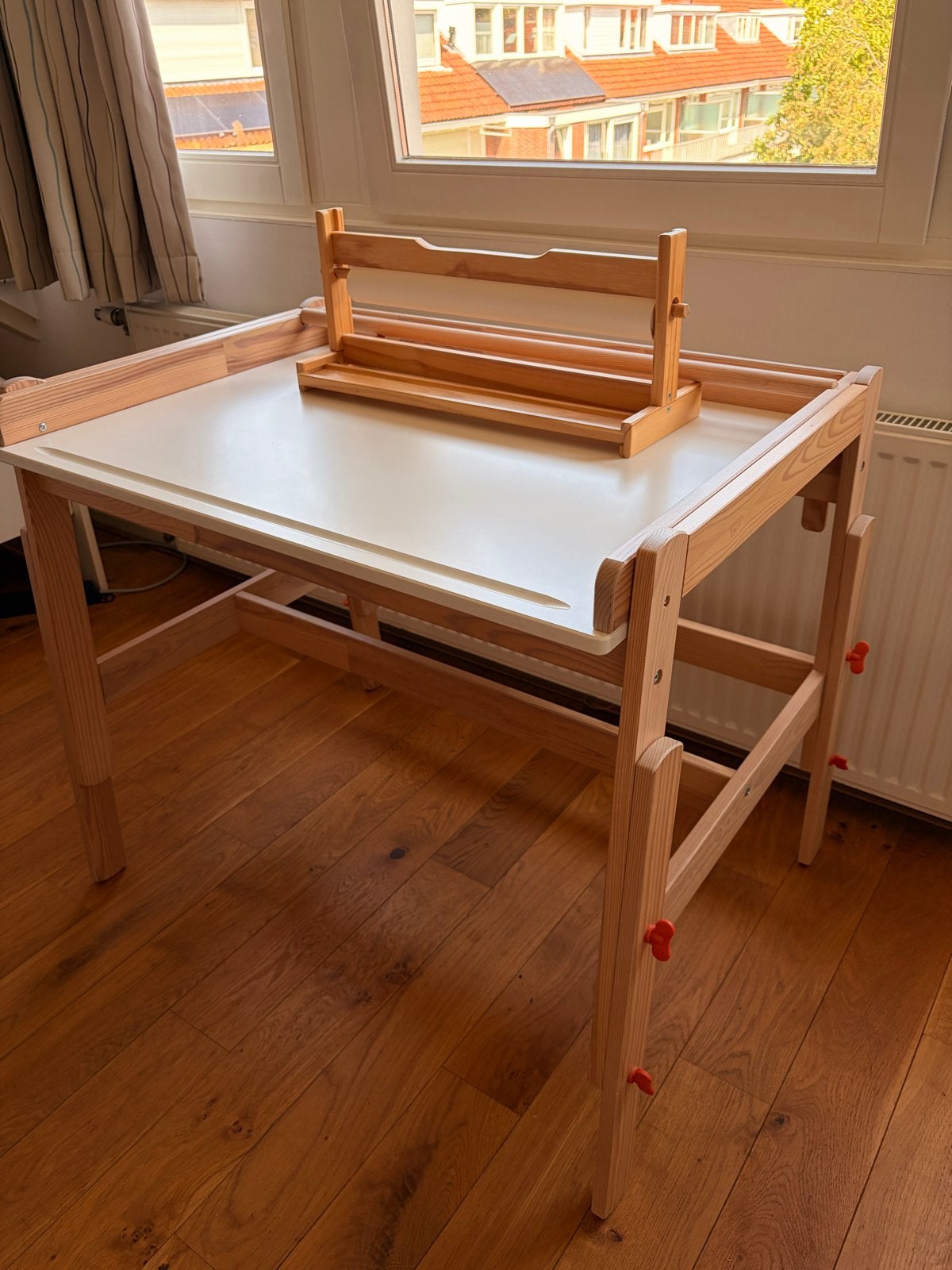 IKEA FLISAT Kinderbureau - Verstelbaar en Kantelbaar, Ophalen, Hout, Kinderbureau, In hoogte verstelbaar