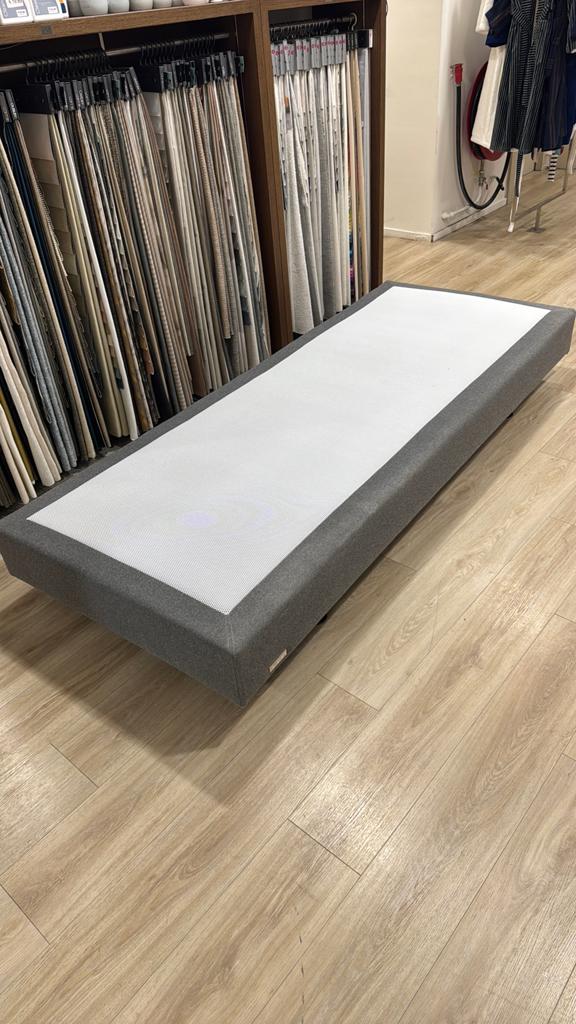 Swissflex Box UNI 22 Bridge. 90x220  NIEUWSTAAT!, Ophalen, 90 cm, Eenpersoons, Zo goed als nieuw