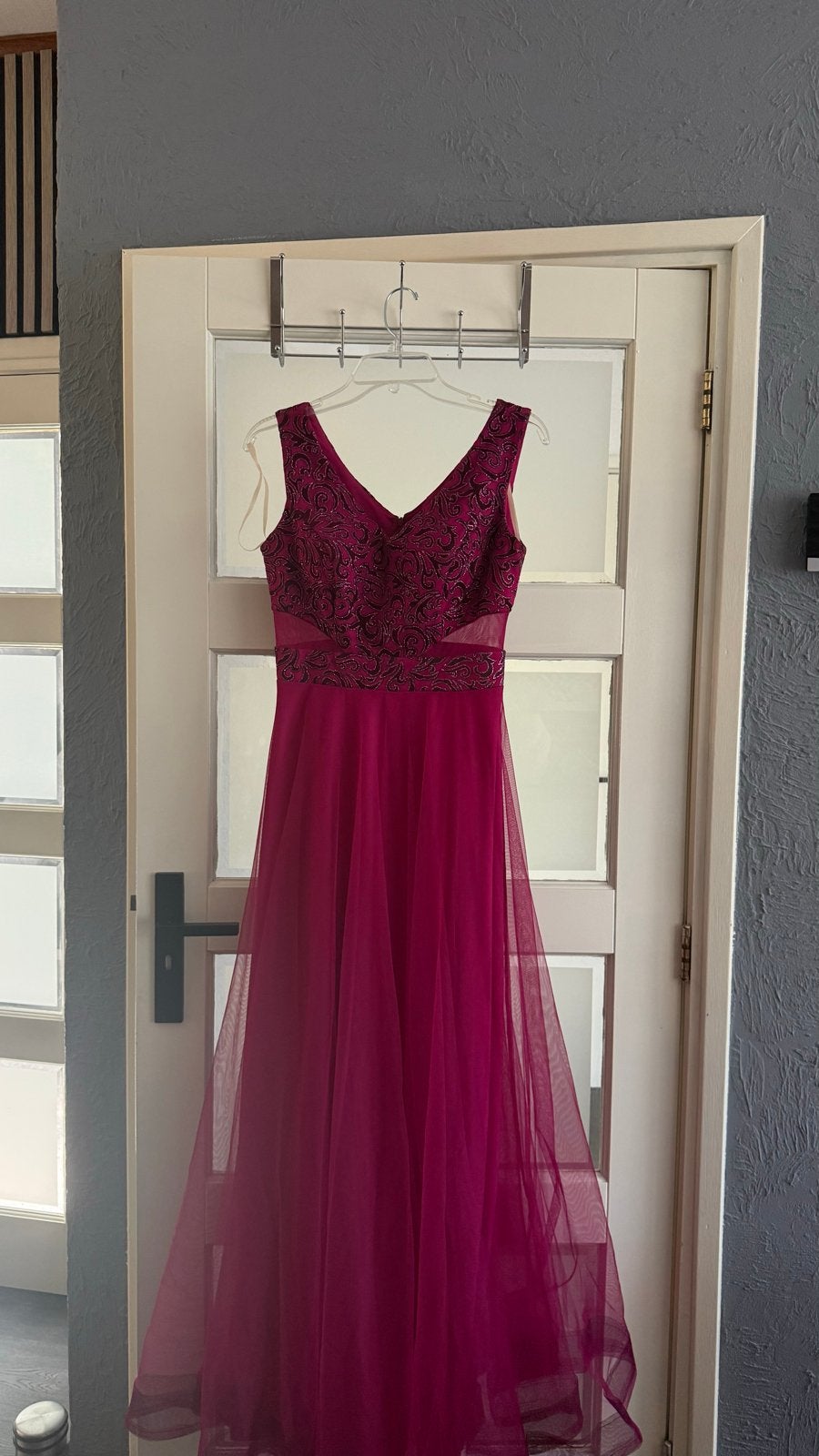 Elegante fuchsia avondjurk met kant en tule maat 38, Maat 38/40 (M), Ophalen of Verzenden, Zo goed als nieuw, Roze