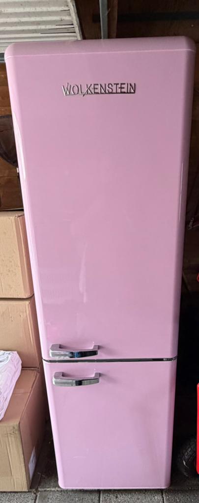 Te koop hele nette roze  koelvries combinatie werkt perfect, Witgoed en Apparatuur, Ophalen, 200 liter of meer, 60 cm of meer