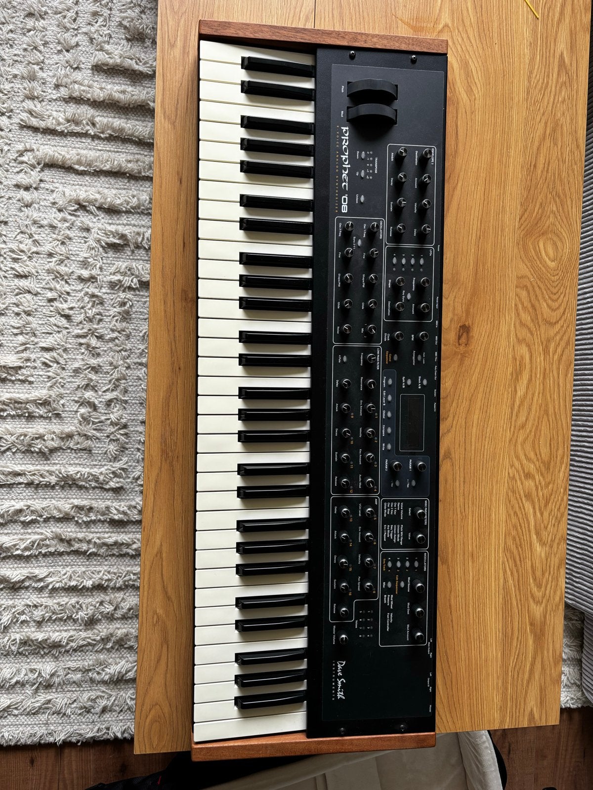Prophet 08 Synthesizer Dave Smith, 61 toetsen, Zo goed als nieuw, Met midi-aansluiting, Ophalen