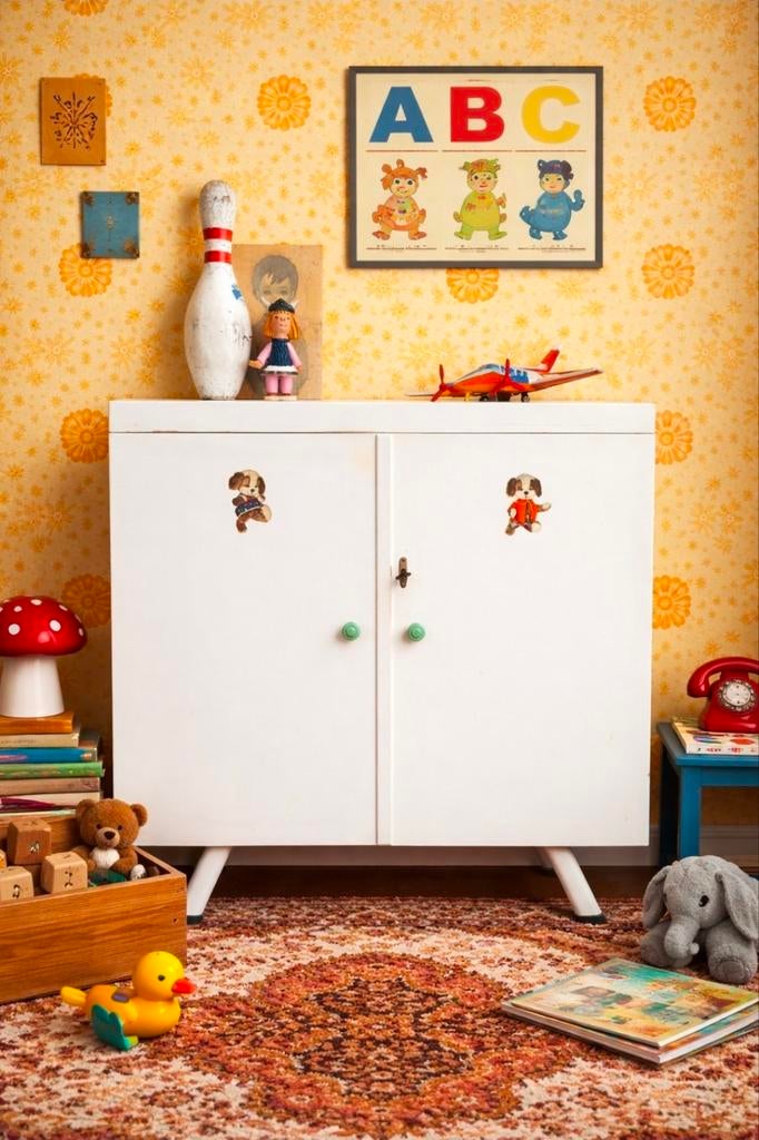 Vintage Vroomshoop kinderkledingkastje wit jaren '70, Kinderen en Baby's, Kinderkamer | Commodes en Kasten, Ophalen, Gebruikt