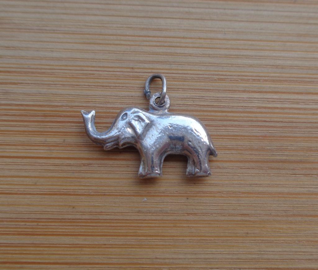 zilveren vintage bedel olifant [668], Overige merken, Verzenden, Zo goed als nieuw, 1 bedel